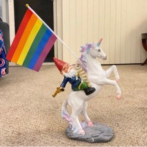 Garden Gnome Statue- The Ultimate Trio: Cat, Gnome & Unicorn Statue